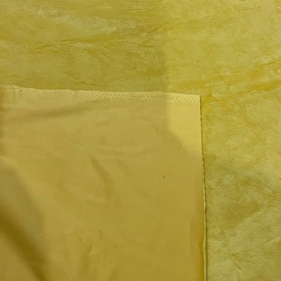 1 yard remnants of soft, yellow fabric - Picture 2 of 2